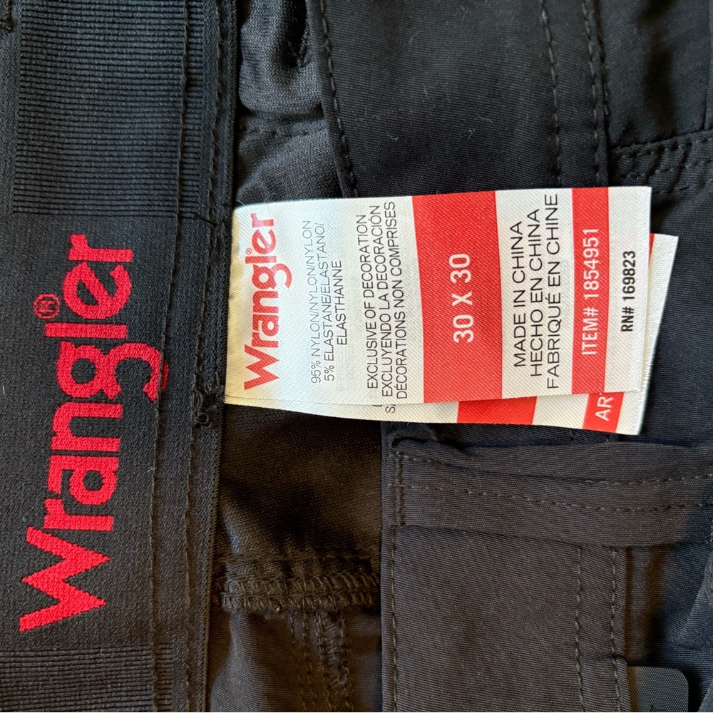 Wrangler Black Lightweight Pants - Picture 5 of 5